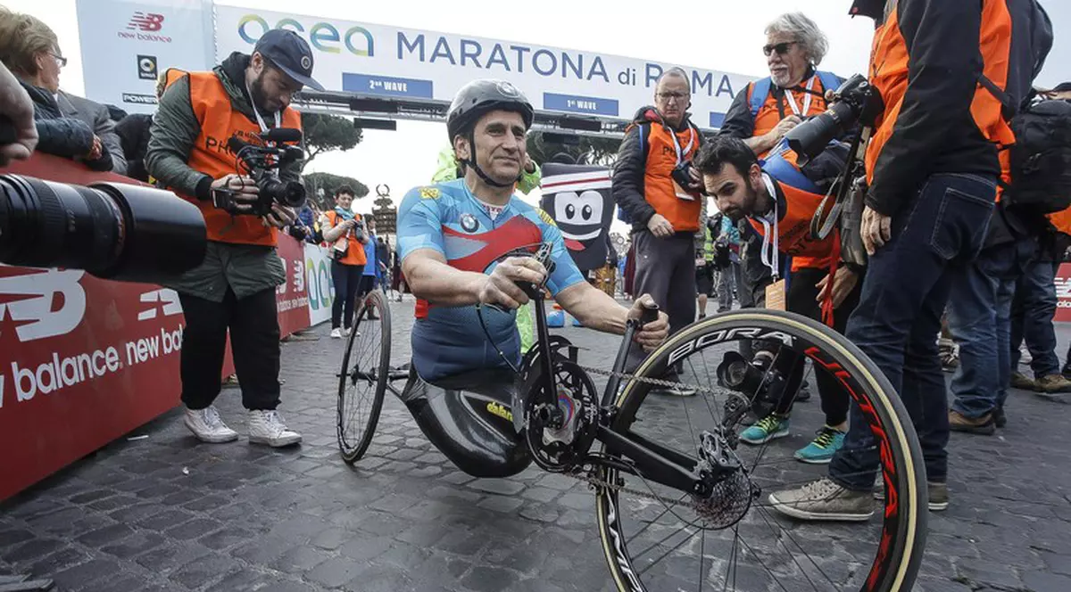 Fostul pilot de Formula 1 Alessandro Zanardi, în stare gravă după un accident rutier. A fost lovit de un camion pe autostradă