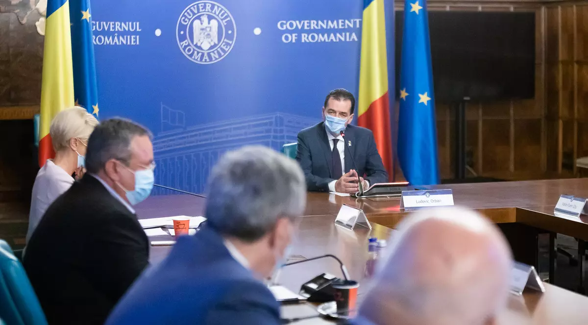 VIDEO | Legea carantinării a intrat de azi în vigoare. Orban: "Peste 3.000 de persoane cu COVID-19 nu au fost internate în urma deciziei CCR"