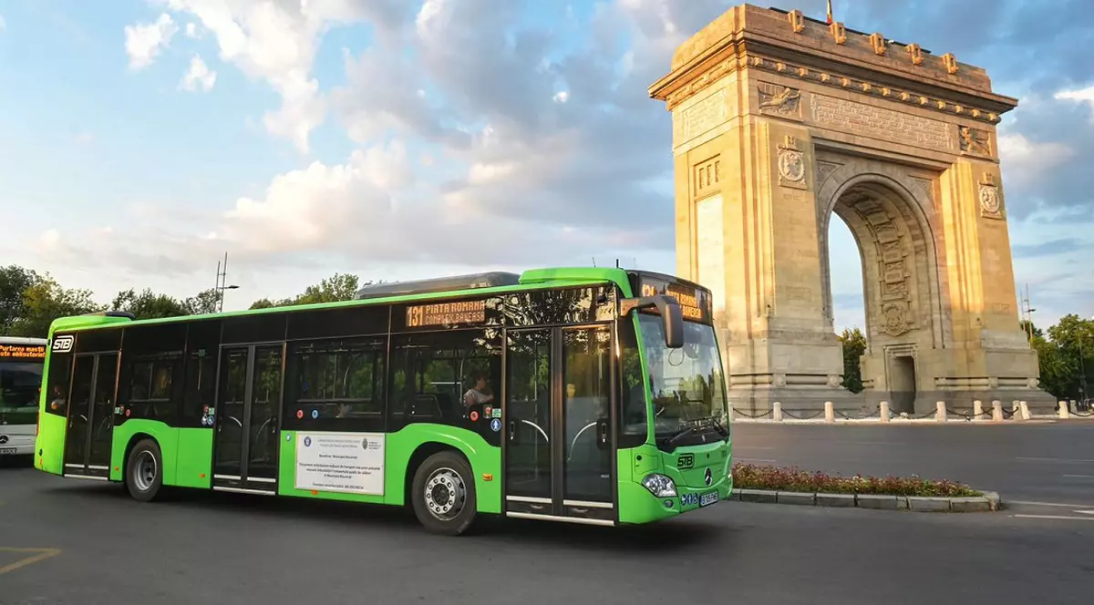 Primele autobuze hibrid  Mercedes Citaro au intrat pe traseu, în București. Pe ce linii circulă