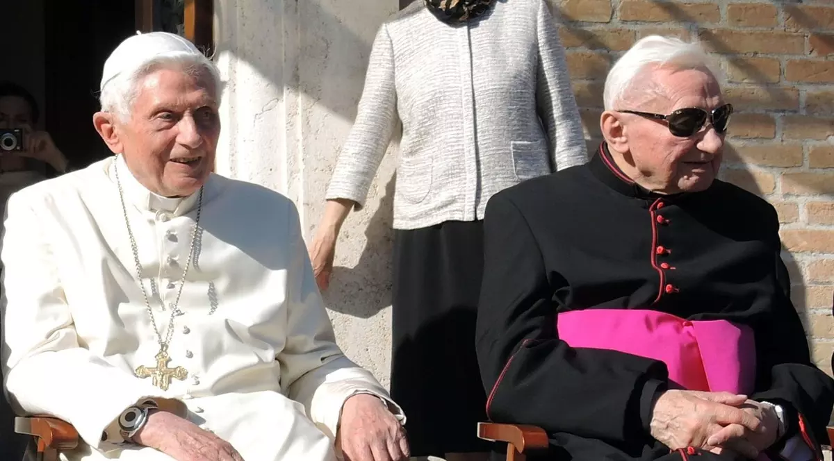 A murit Georg Ratzinger, fratele papei emerit Benedict al XVI-lea