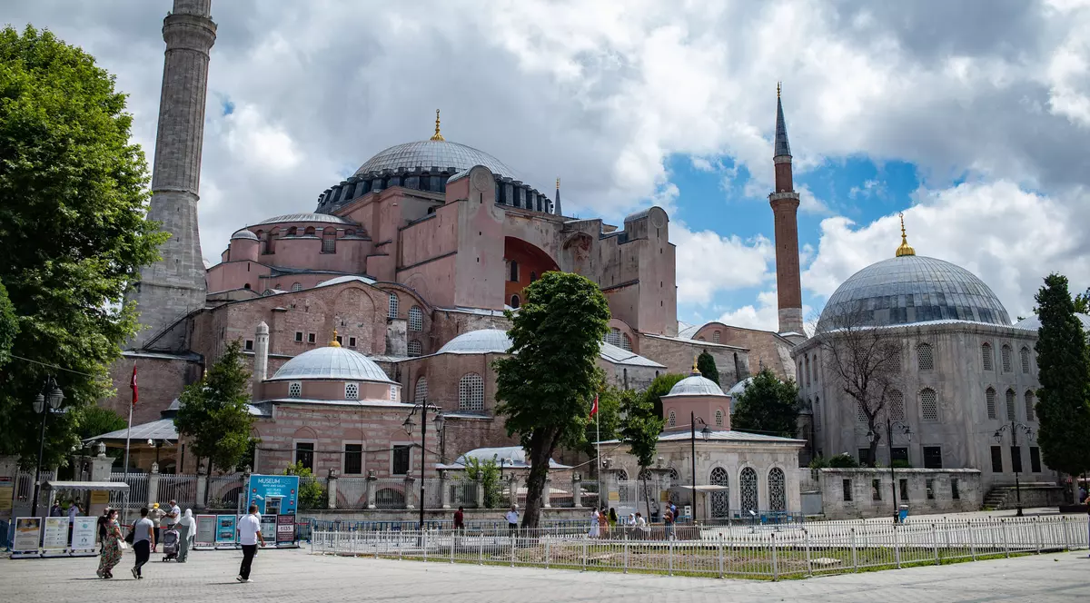 Prima rugăciune musulmană în Sfânta Sofia din Istanbul va avea loc pe 24 iulie, anunță Recep Erdogan