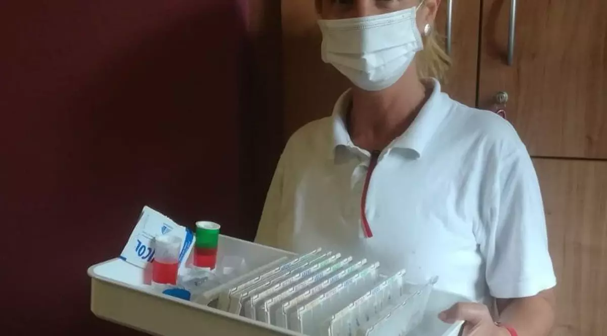 ”Am ținut-o de mână, până și-a dat ultima suflare”. Povestea româncei care muncește de 30 de ani în Germania