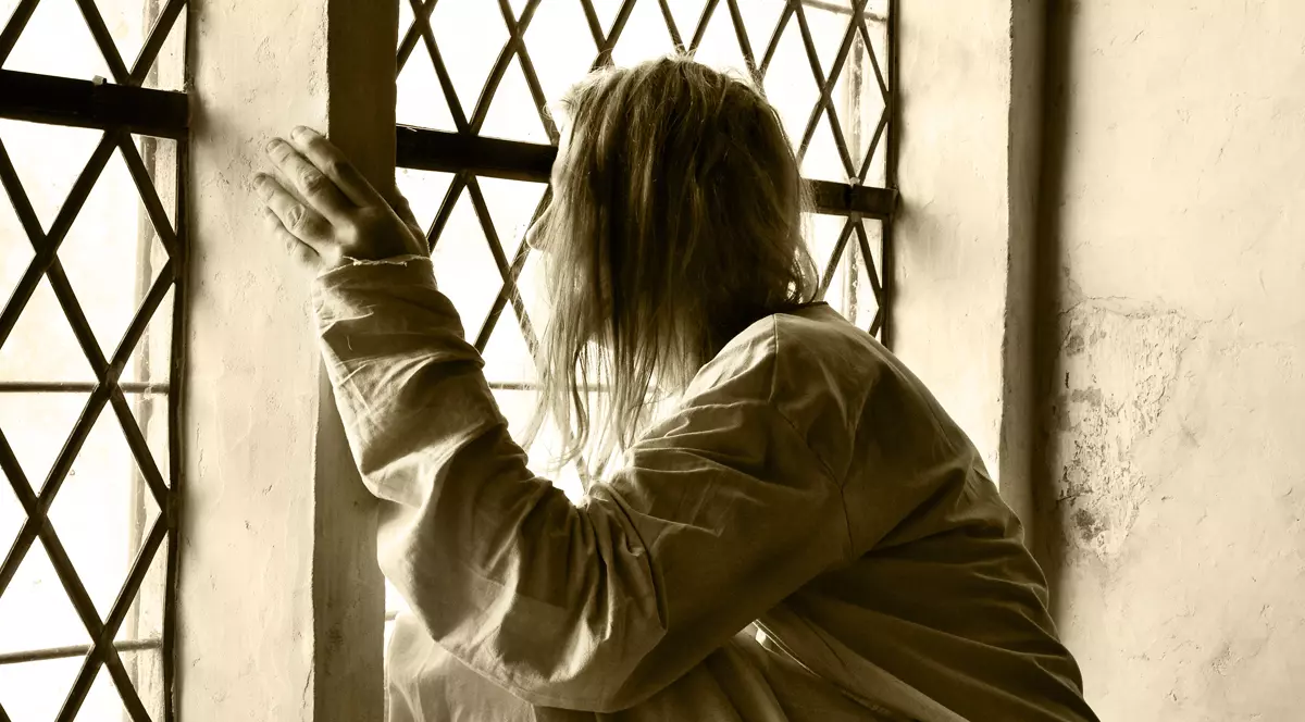 O mamă din Sighetu Marmației și-a ucis băiețelul în timp ce dormea. Ce au descoperit medicii psihiatri după ce au evaluat-o