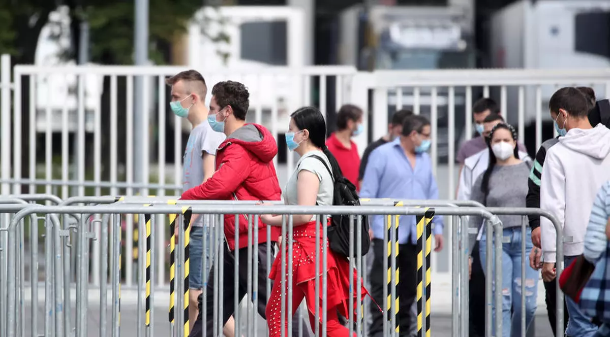 Avertisment pentru tineri din partea unui medic din prima linie. “Se schimbă profilul pacienților COVID”