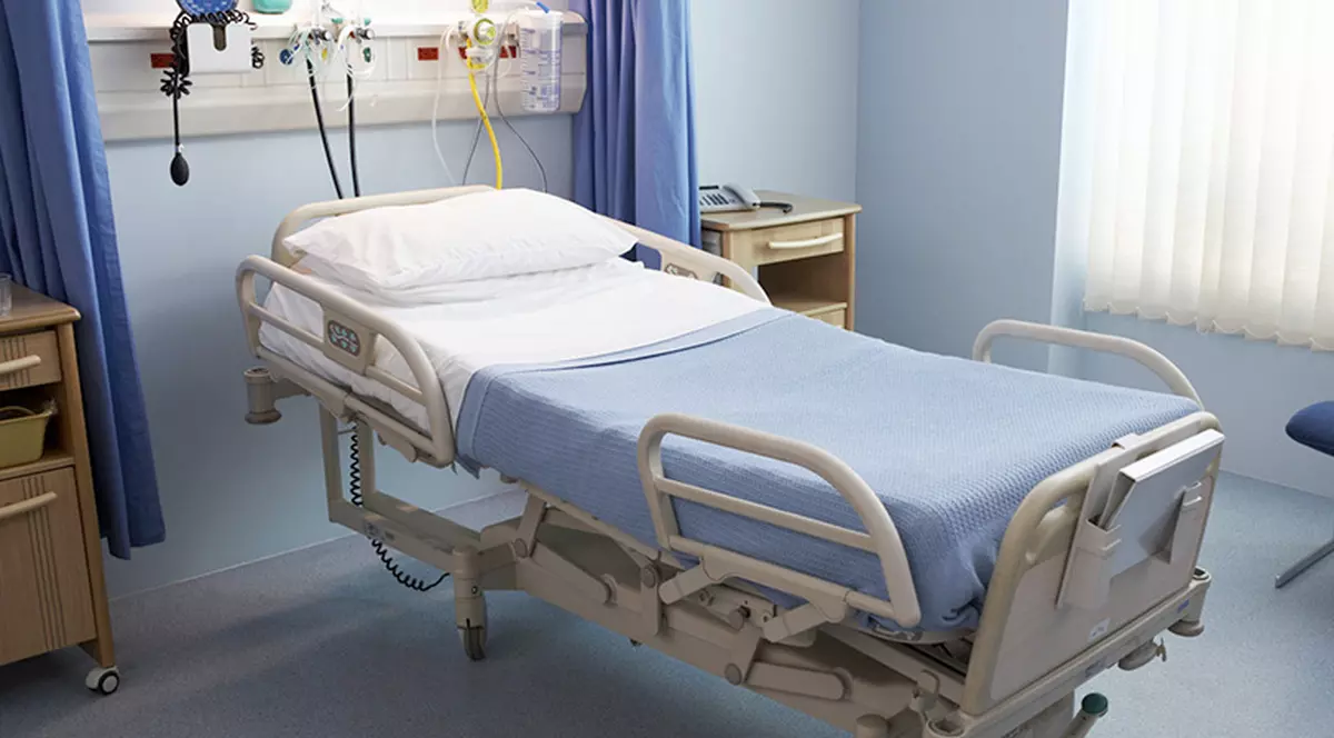 Un medic reclamă „o situație ilogică”: Arafat aduce TIR-uri cu paturi la spitale din București, iar secția ATI nou echipată de la Witting, cu 16 locuri, stă închisă