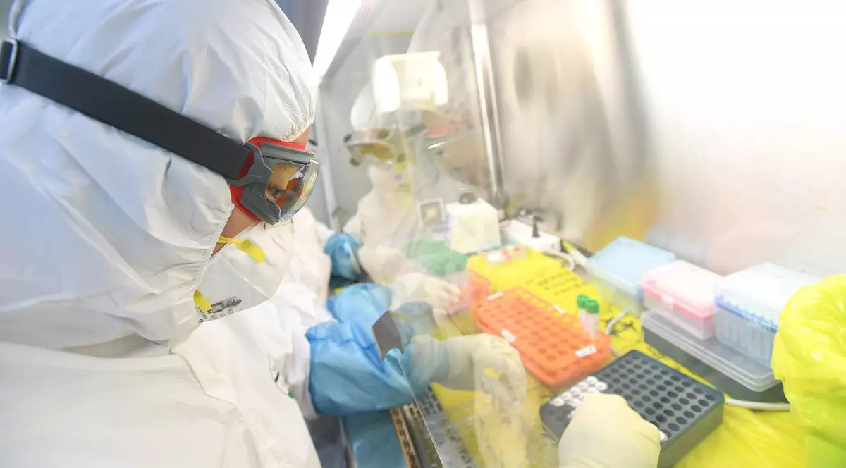 Focar de COVID-19 la un spital din Timișoara. O pacientă cu COVID-19 a infectat mai mulți angajați. Greșeala făcută de medici