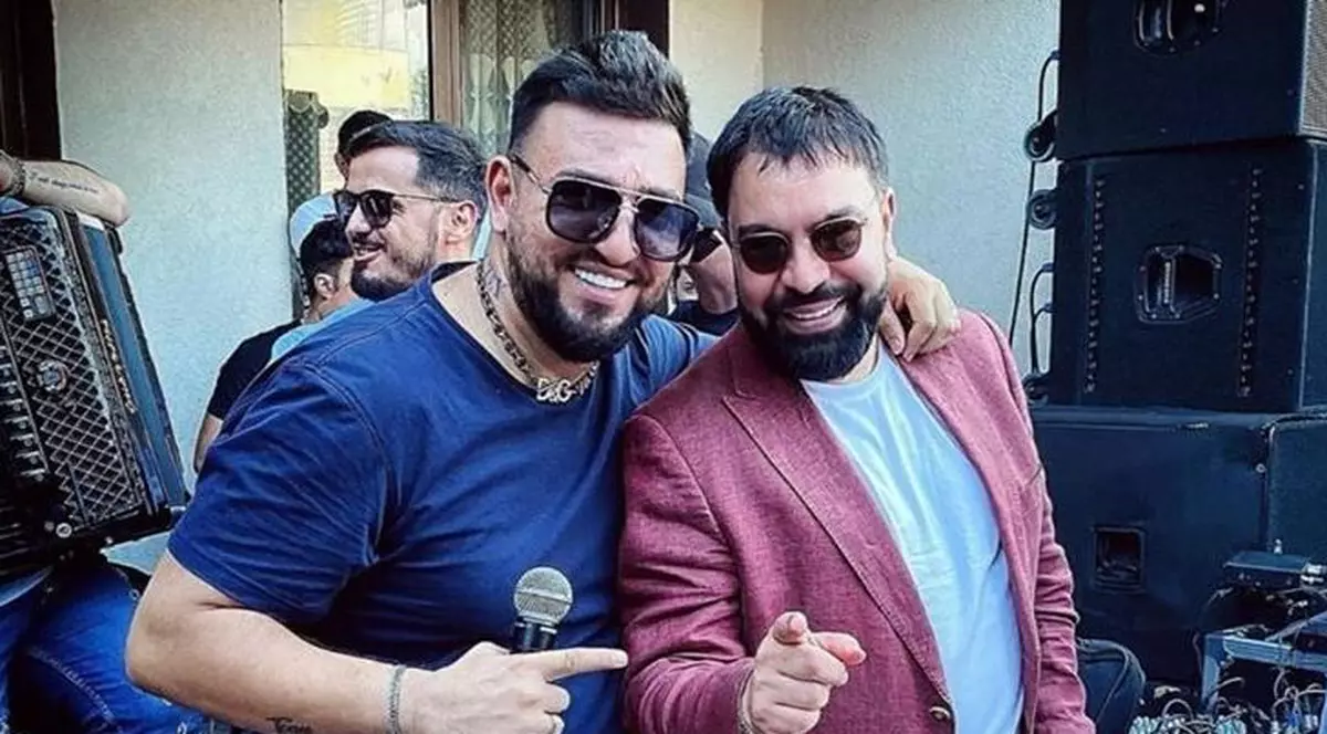 VIDEO | Manelistul Costel Biju l-a amenințat cu moartea pe polițistul care l-a amendat că nu purta corespunzător masca. “Te blestem. Mama face farmece”