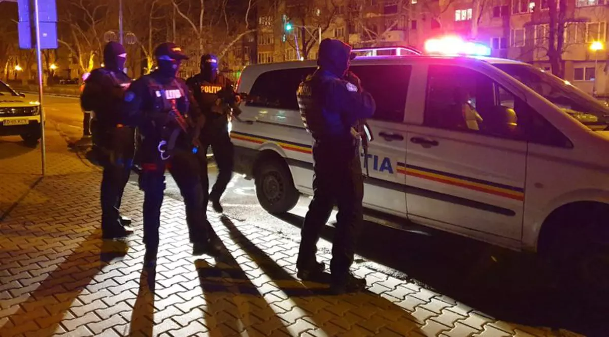 Bărbat reținut de DIICOT, după ce a racolat tinere prin metoda “lover boy” și le-ar fi obligat să se prostitueze în Germania. A făcut o avere