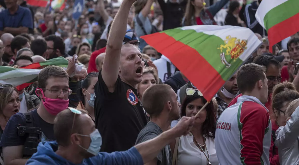 O lună de manifestații anticorupție care au zguduit Bulgaria: principalele partide rămân fără sprijin, dar nimeni nu știe cine ar trebui să le înlocuiască