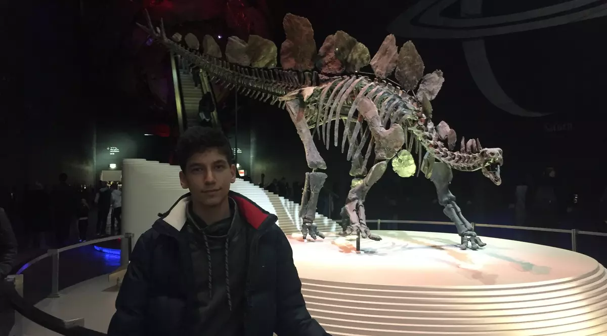 [Excelență la 14 ani] Damian Pădure, tânărul cu un vis mare: studii la o mare universitate din SUA și roboți care să ne ușureze viețile (publicitate)