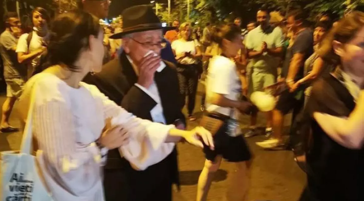 Mihai Şora, despre 10 august: Acest punct dureros al democraţiei noastre