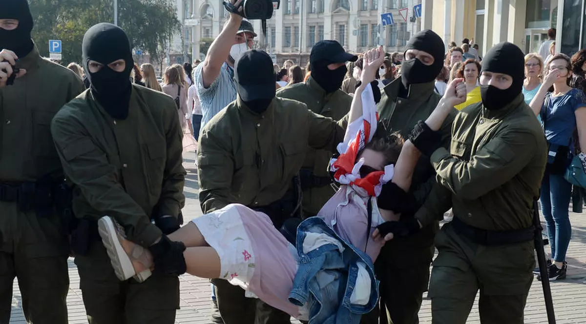 Protest al femeilor în Minsk, astăzi, 26 septembrie 2020. Foto: EPA
