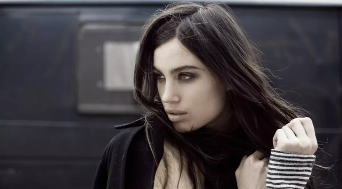 Alina Pușcău de la “Ferma” a fermecat Hollywoodul, dar în copilărie era tratată ca rățușca urâtă. «Copiii din clasă făceau glume, că aveam buzele foarte mari»