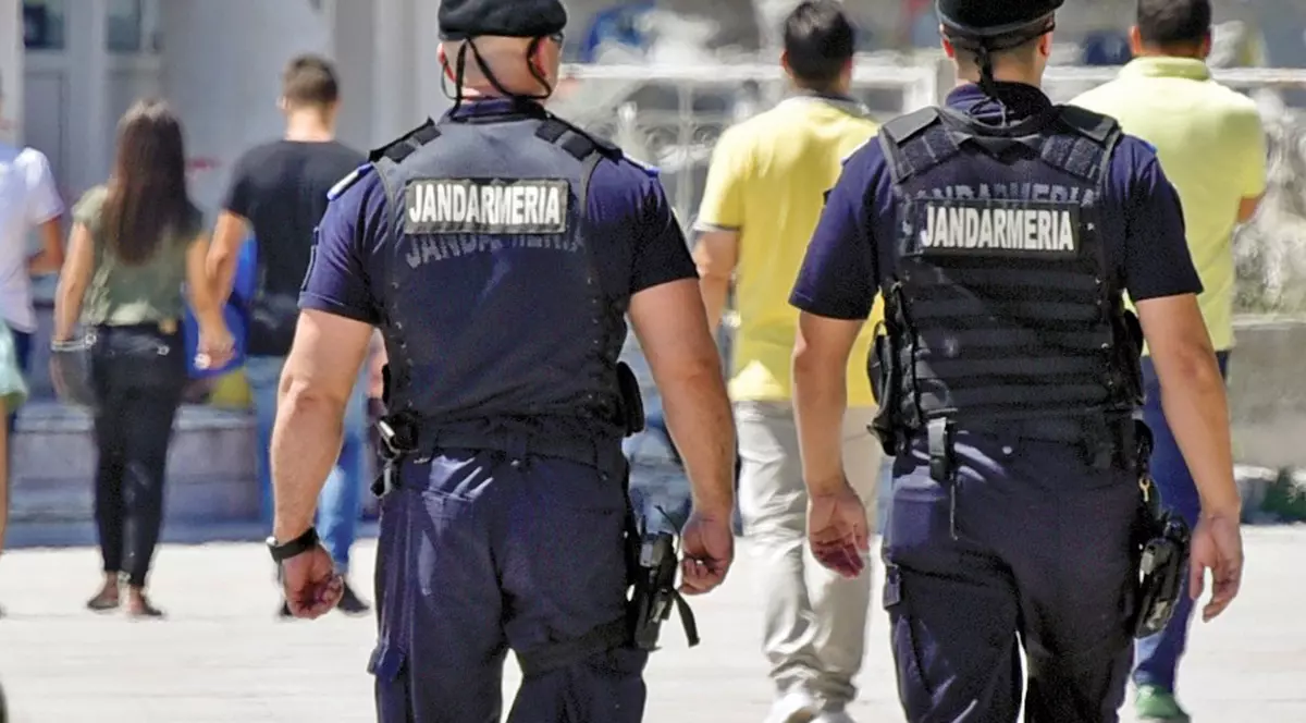 Jandarmeria nu poartă mască? “Purta și am încheiat discuția”