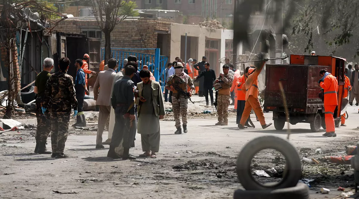 Talibanii au cucerit fără luptă un alt oraș-cheie. Acum au ajuns la porțile capitalei Kabul