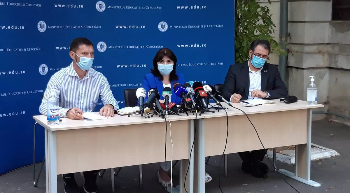 Al șaselea secretar de stat, numit la Educație. Doi se află în concediu de odihnă, ca să candideze la alegerile locale