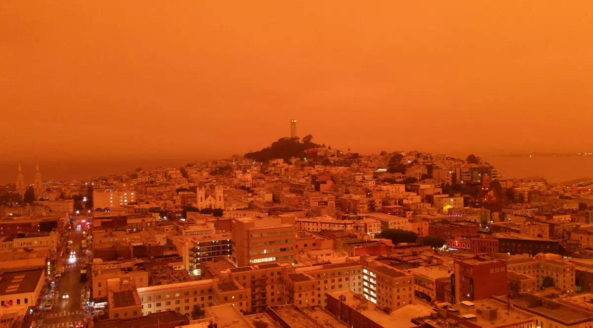 VIDEO | Imagini apocaliptice din San Francisco, după incendiile de vegetație care au devastat California: “Parcă ne-am trezit pe Marte. E înspăimântător”