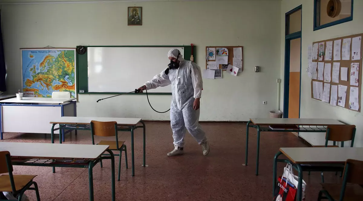 Grecia menţine şcolile şi restaurantele închise până la 7 ianuarie