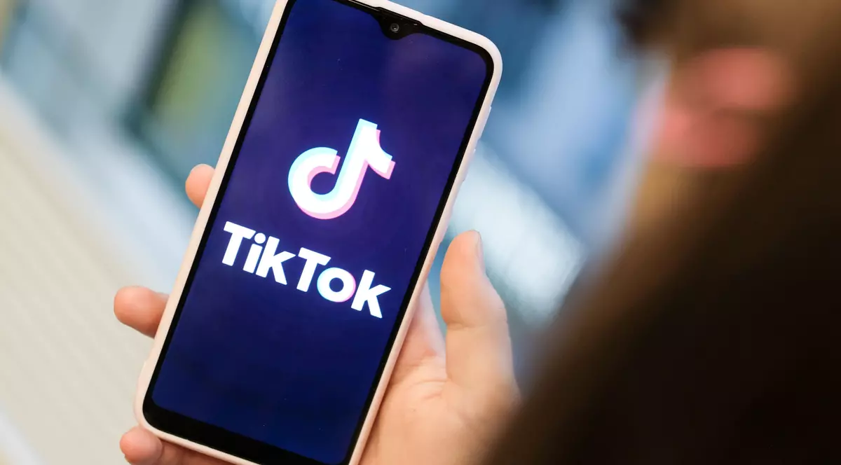 Descărcarea aplicației TikTok va fi interzisă în SUA de duminică: "Partidul Comunist Chinez folosește datele pentru a ne amenința securitatea națională"