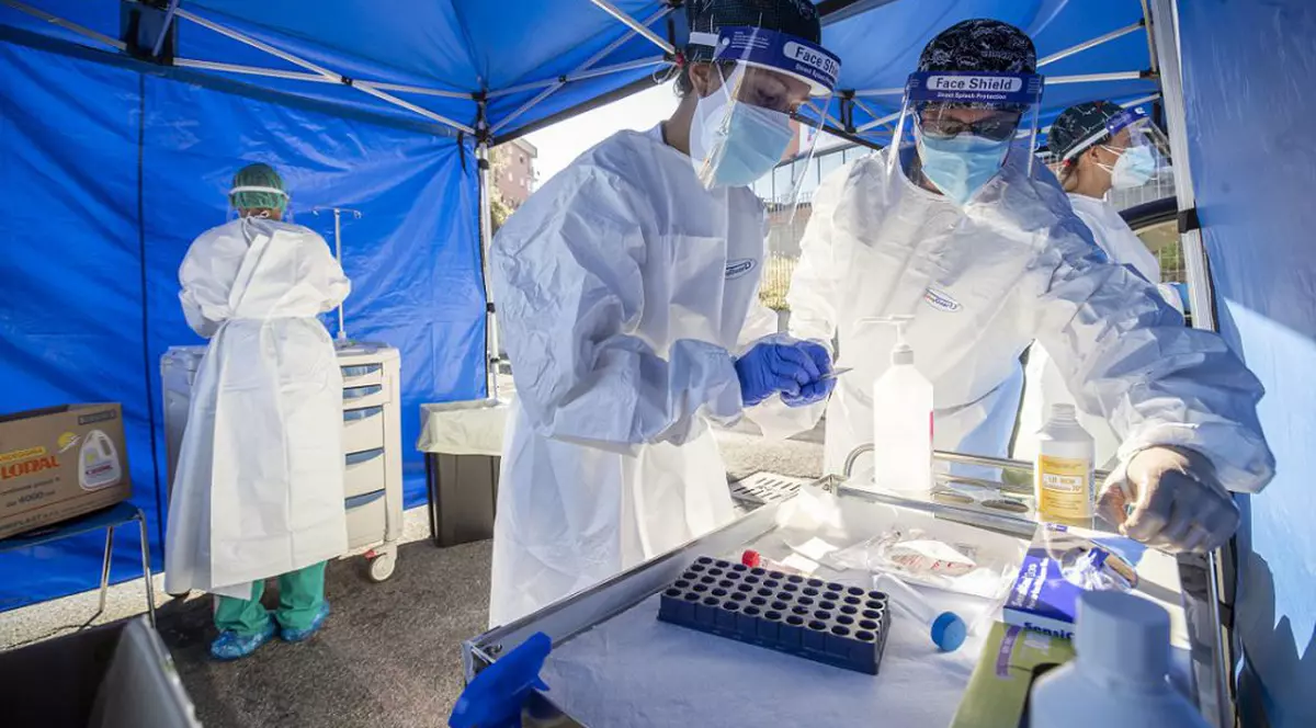 VIDEO DOCUMENT | Reguli noi pentru internarea pacienților COVID. Vindecarea asimptomaticilor, stabilită de medicul de familie. Fără retestare după 14 zile de izolare