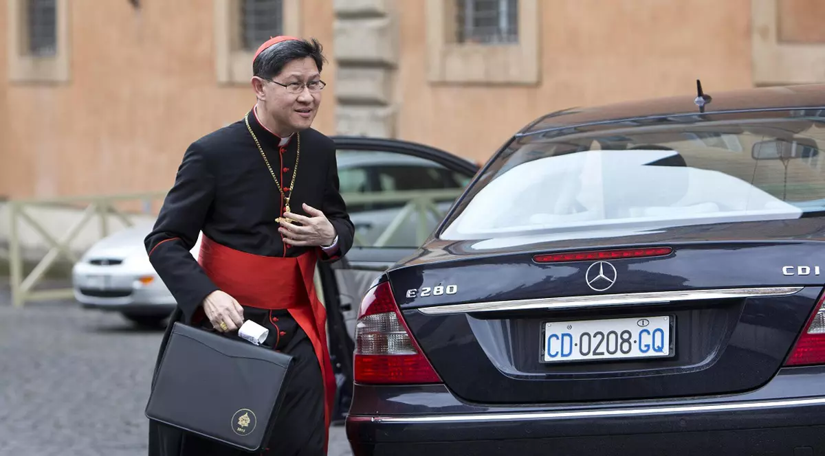 Cardinalul Luis Antonio Tagle, membru important al administraţiei Vaticanului, are COVID-19