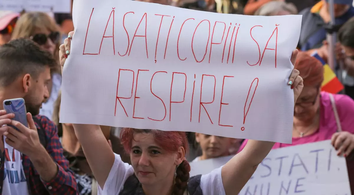 Ludovic Orban, despre protestul împotriva măștilor în școli: Unii parcă nu îşi iubesc copiii