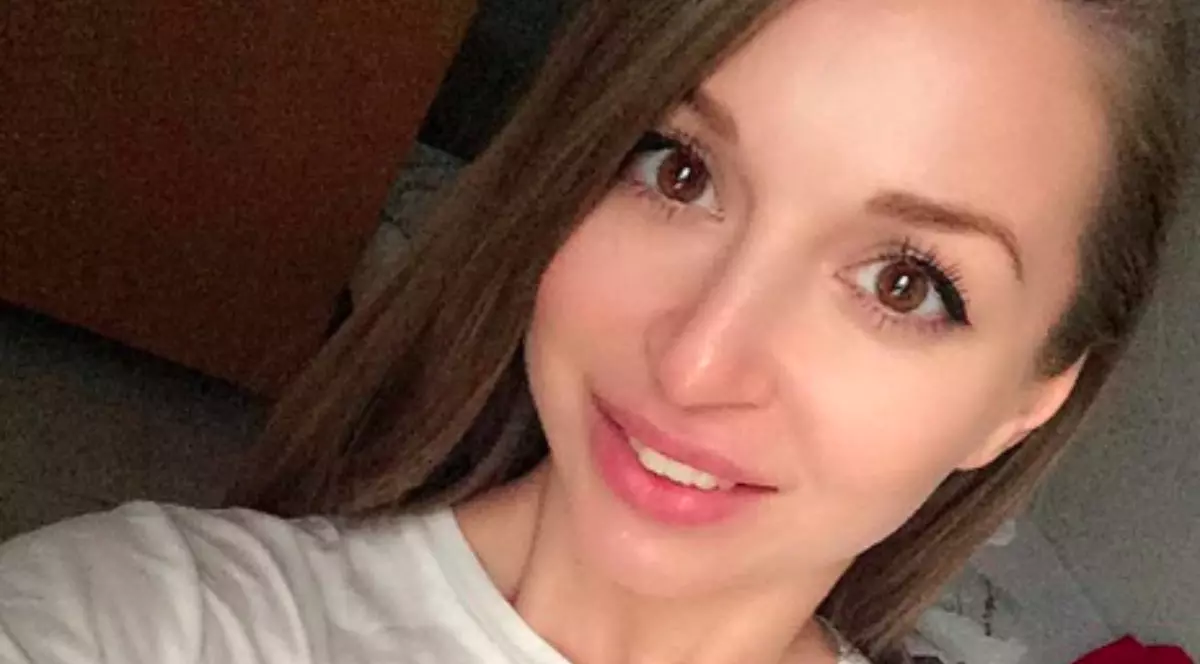 FOTO | Un celebru fotomodel rus a fost găsit mort, dezbrăcat, în apropierea unei baze NATO din Sardinia. Poliția investighează incidentul