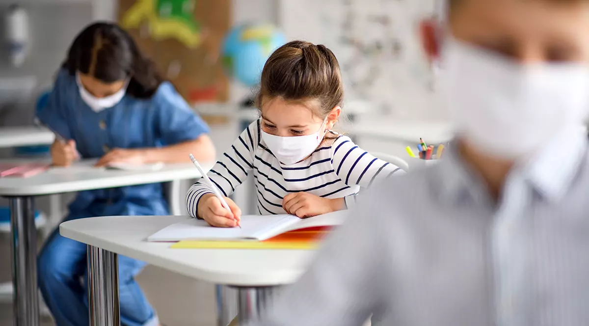 Cazul straniu al comunei argeșene Vedea: în scenariul roșu la deschiderea anului școlar, deși nu mai avea niciun caz de COVID! Primarul: ”Le-am deschis ochii, ne-au trecut în verde”