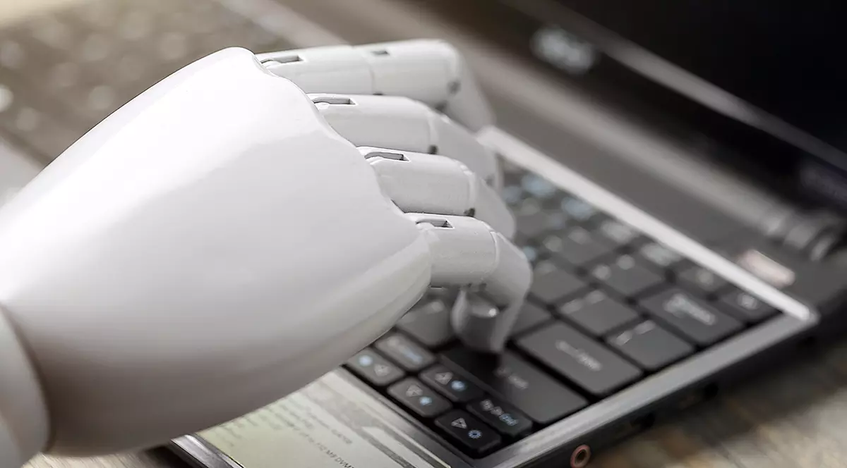 The Guardian a publicat prima opinie scrisă de un robot: ”Nu ai de ce să te temi. Inteligența artificială nu-i va distruge pe oameni”