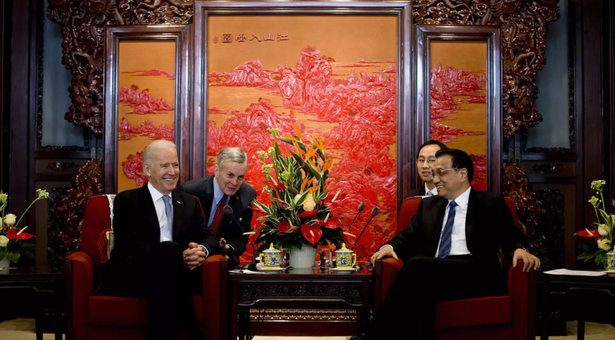 Analiză: Dacă va fi ales, Biden nu va schimba politica lui Trump față de China