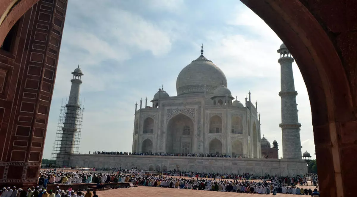 Templul Taj Mahal se va redeschide, în ciuda creșterii numărului de cazuri de coronavirus din India