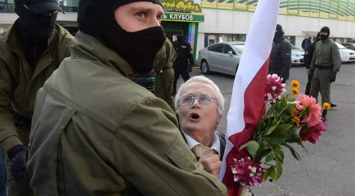 Nina Baginskaya, reţinută la Minsk