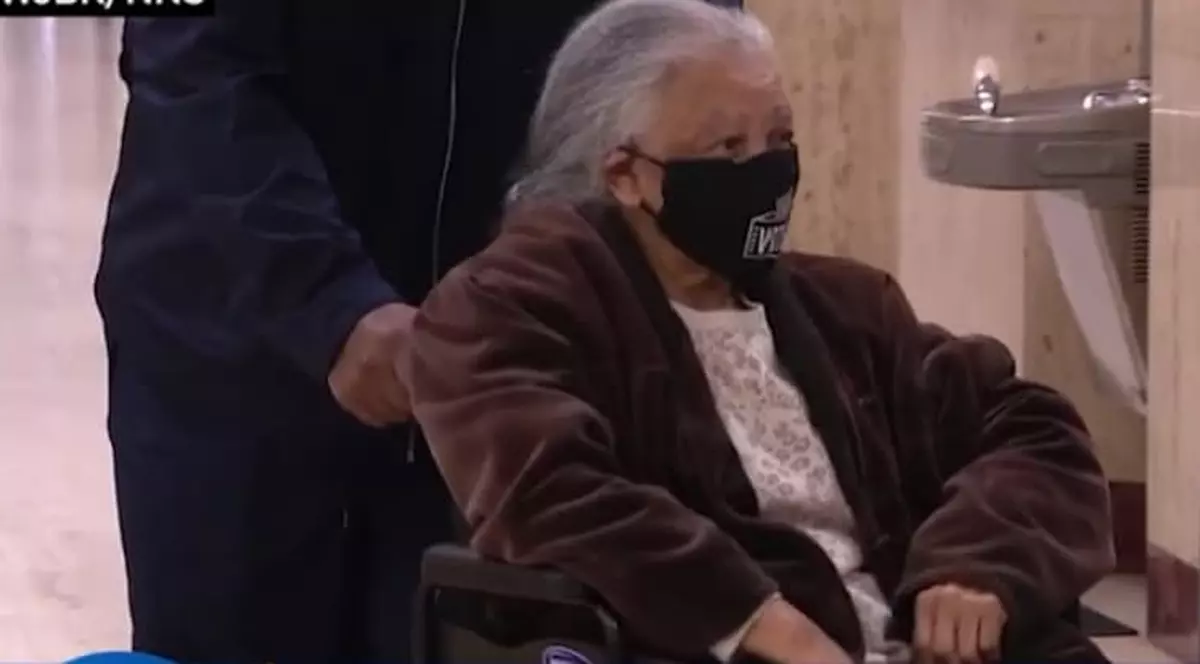 O femeie de 94 de ani din SUA a parcurs aproape 1.000 de kilometri pentru a merge la vot