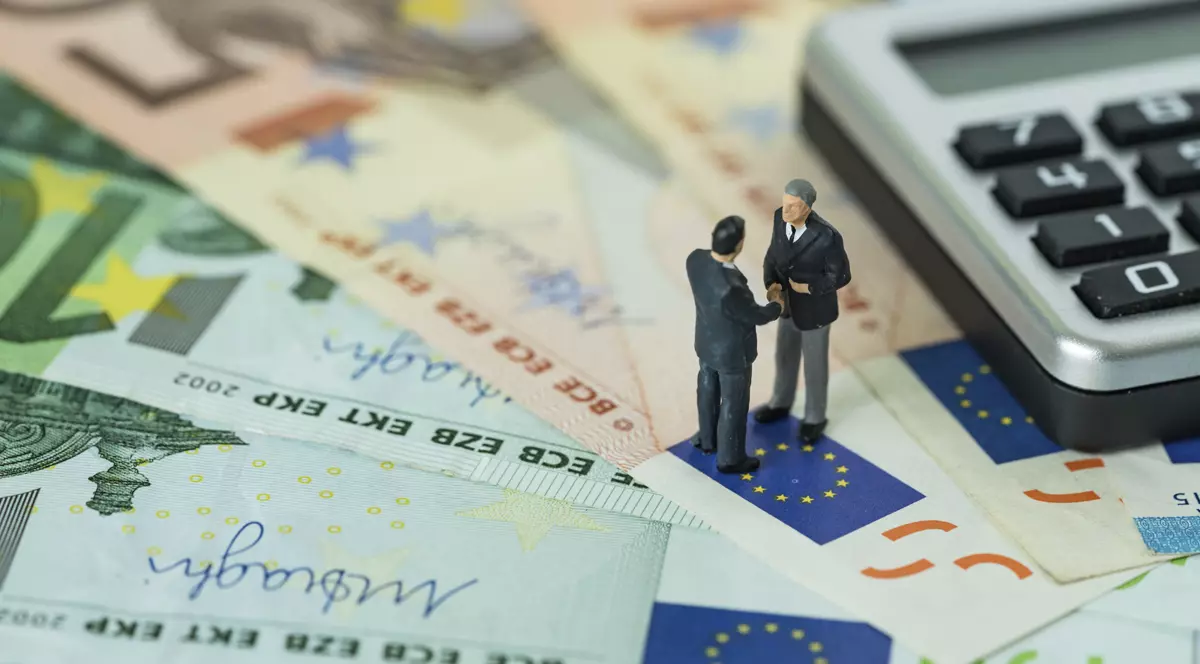 Taxa pe tranzacțiile financiare, prin care sunt puși la plată speculatorii de pe burse, este reanimată în UE. Justiția fiscală, efect colateral al COVID-19