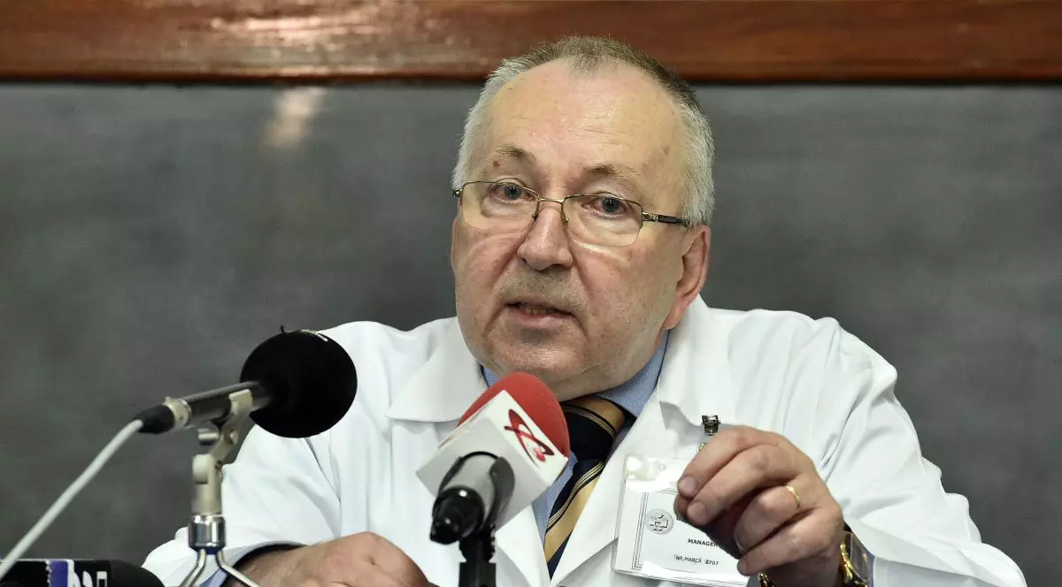 Situație critică la Spitalul “Victor Babeș”. Cu măști de oxigen pe față, oamenii așteaptă ore întregi pe holuri eliberarea unui pat