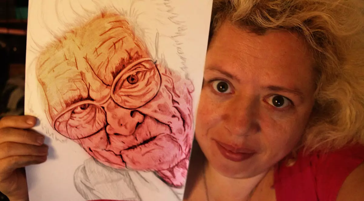 Bolnavi de COVID, au rămas blocați în casă cu bunica decedată. Drama unei familii din Târgu Mureş, pasată de autorități