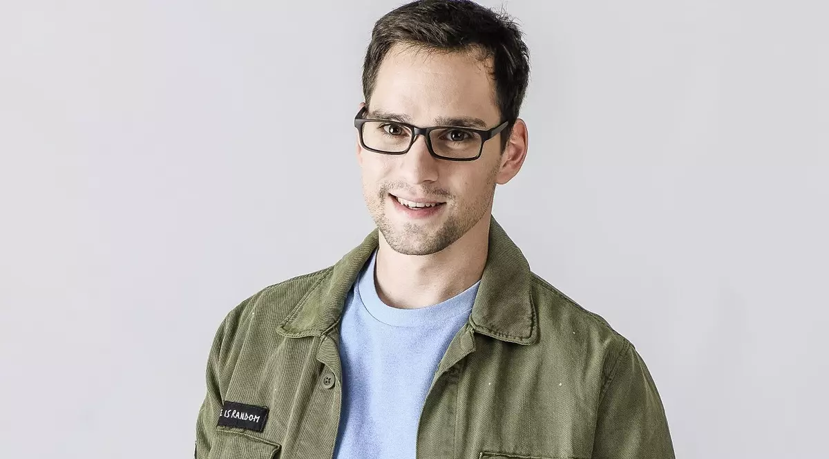 Actorul Vlad Gherman, transformat total pentru rolul din serialul Adela, de la Antena 1. “Personajul meu e diferit”