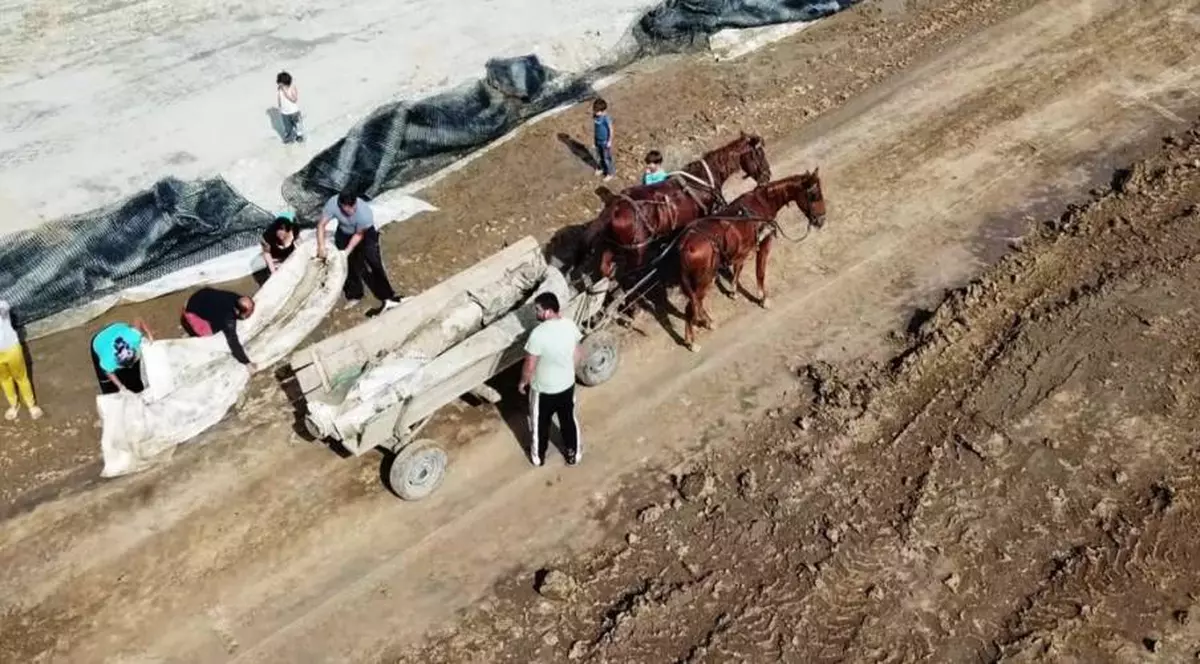 VIDEO | O dronă care filma șantierul drumului expres Craiova-Pitești a surprins un furt. Reacția Poliției