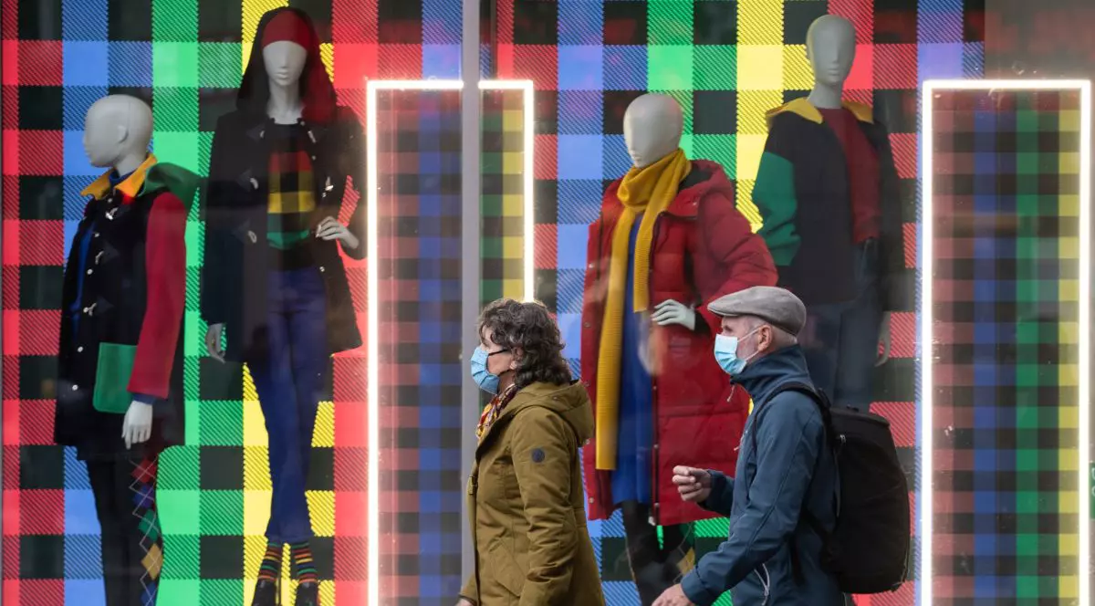 Studiu: Nivelul anticorpilor COVID scade rapid după infectare și sugerează că, în lipsa vaccinului, imunitatea de grup este imposibilă