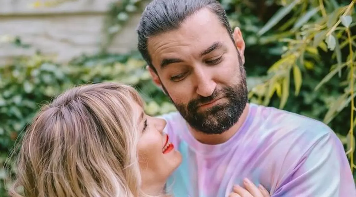 Gina Pistol a apărut în costum de baie, după ce a anunțat că este însărcinată. Cum arată viitoarea mămică