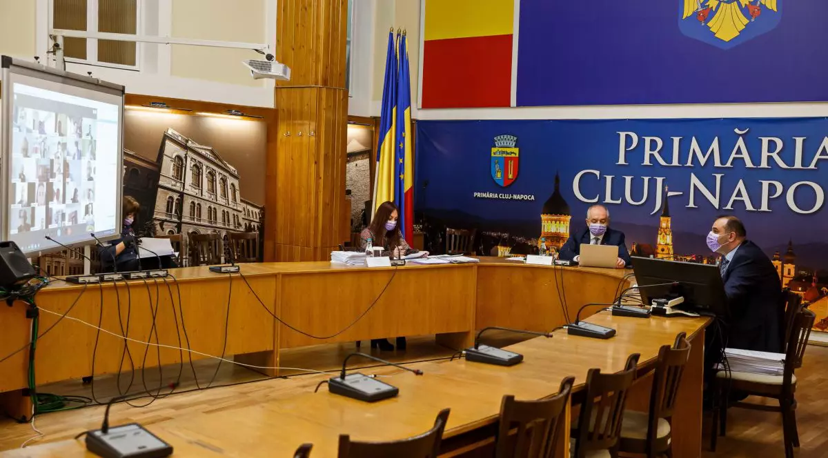 Restricții în Cluj-Napoca și 13 localități învecinate. Se închid restaurantele, cafenelele, teatrele și cinematografele timp de 10 zile