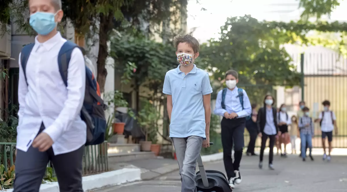 Ministerul Educației: 23 de școli și grădinițe au intrat în scenariul roșu în ultimele 24 de ore