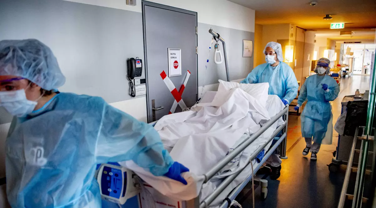 Anglia și Țara Galilor: decesele din cauza COVID-19  sunt de trei ori mai multe decât cele de gripă și pneumonie