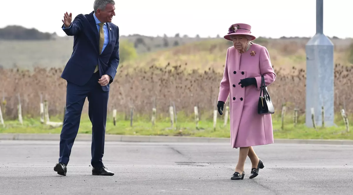 FOTO | Regina Elisabeta a II-a, la prima activitate publică de la debutul pandemiei