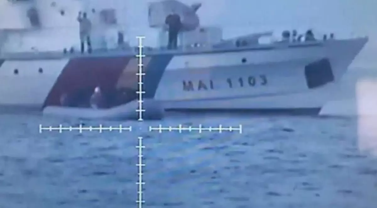 Nave românești, parte a misiunii FRONTEX din Grecia, acuzate că împing migranții înapoi în mare
