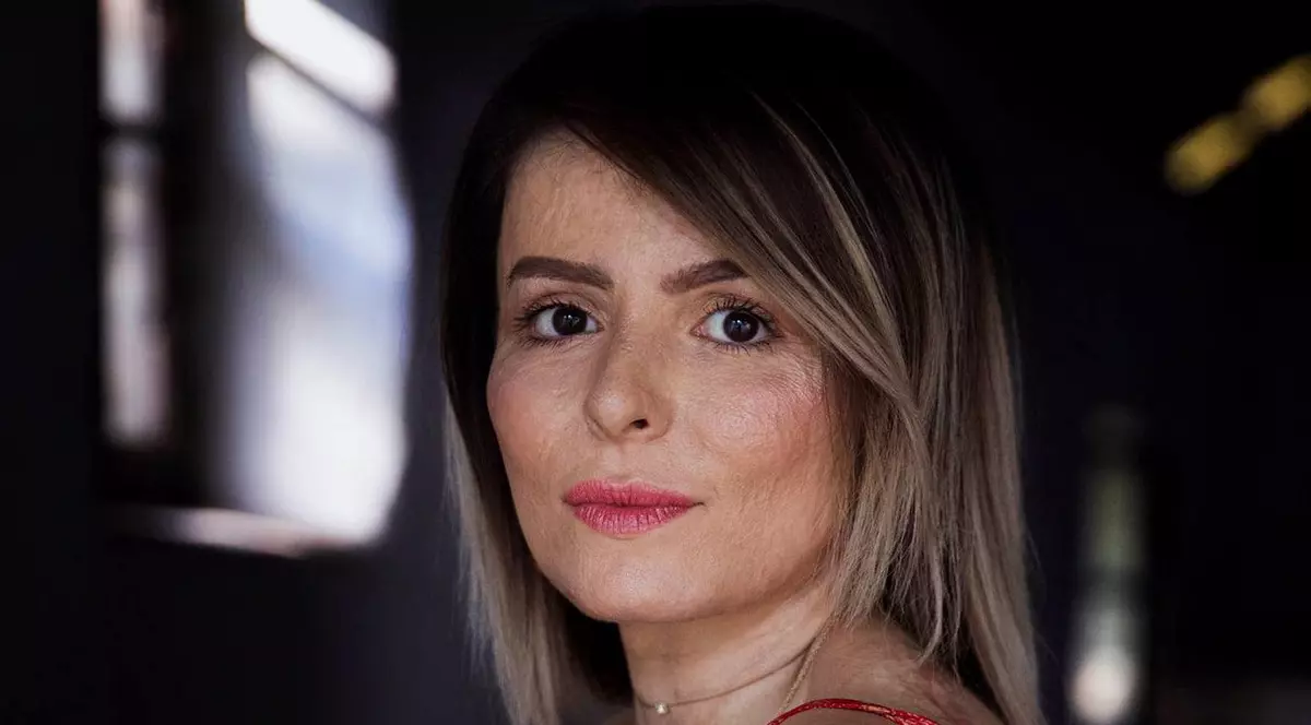 Supravieţuitoare de la Colectiv, în ”Atlasul frumuseţii”. ”Nu regret deloc că am mers la acel concert”