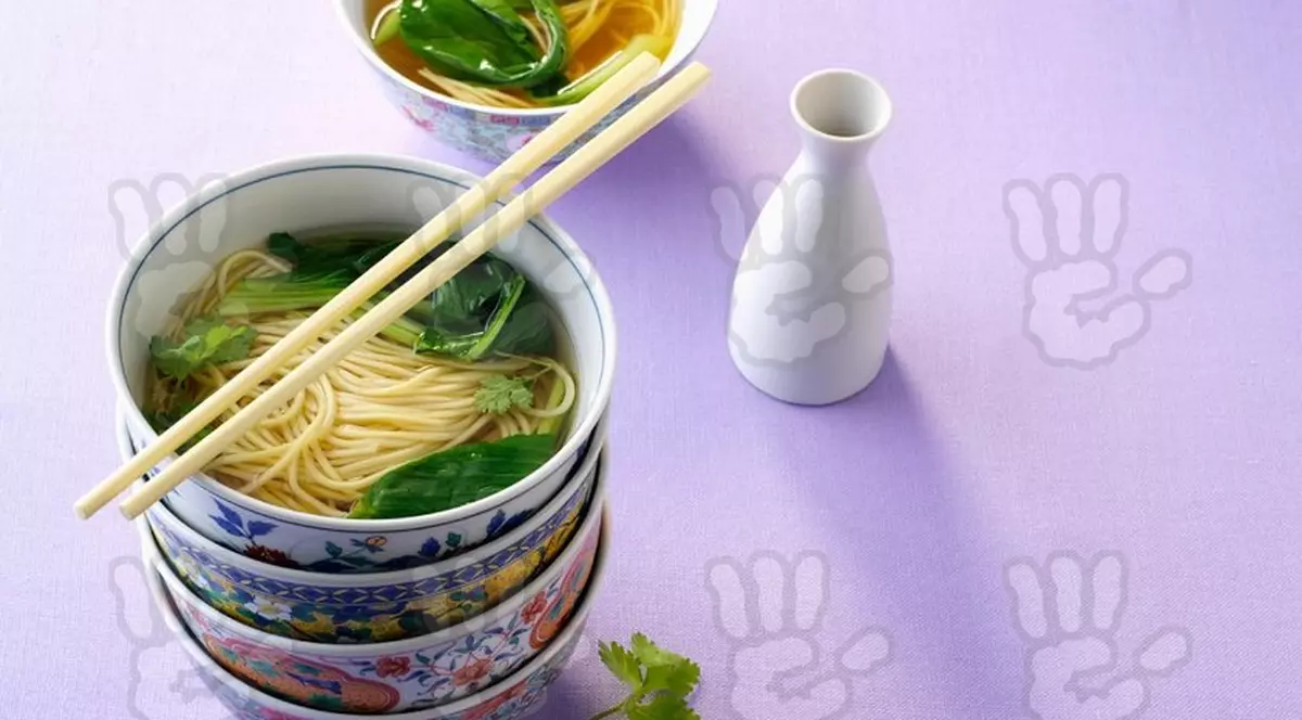 Nouă membri ai unei familii din China au murit după ce au mâncat supă de tăiței ținută un an în congelator