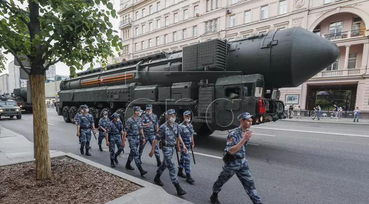 Acord „de principiu” între Statele unite și Rusia pentru dezarmare nucleară