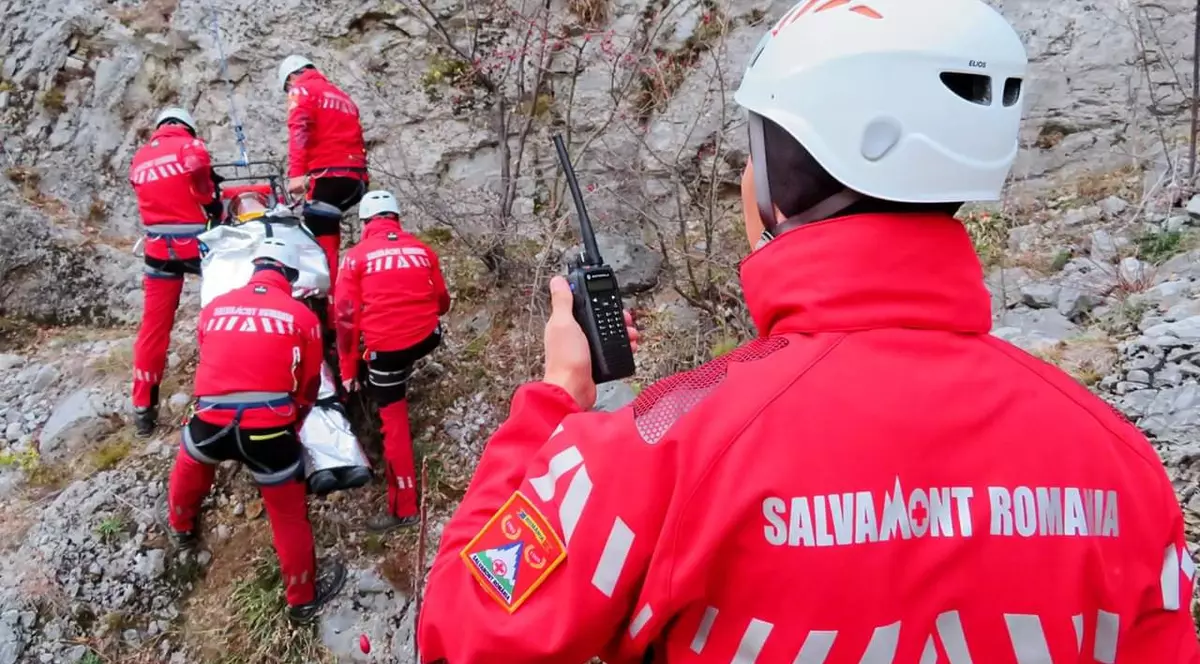 Turist mort, după ce a căzut de pe vârful Omu într-o râpă. Trupul neînsuflețit va fi recuperat luni, cu elicopterul