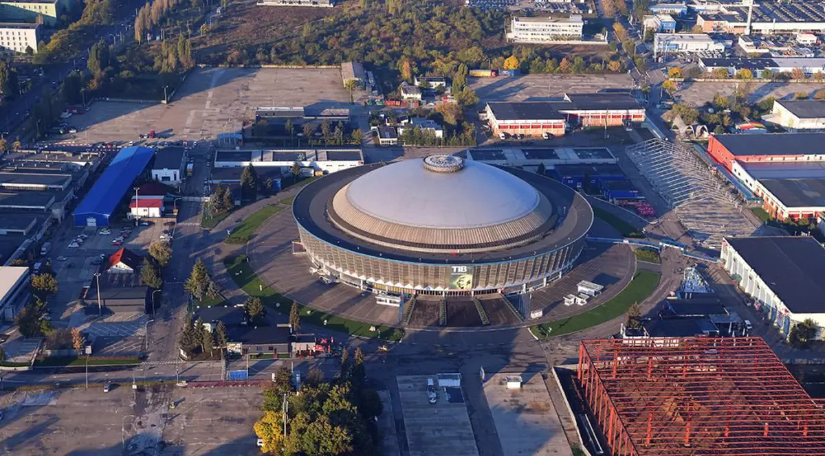 Un fond imobiliar care deține mai multe mall-uri în România critică modificările la legea Romexpo: „Un exemplu flagrant este absența oricărei licitații‟. Centrul Romexpo văzut de sus